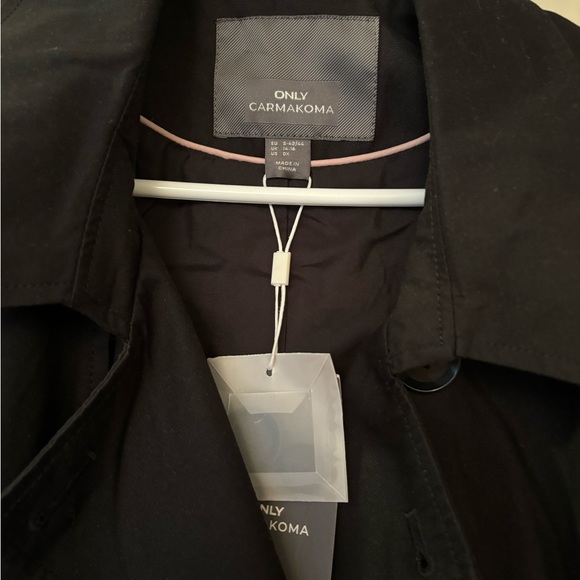 Curve belted short trench coat - Picture 7 of 9